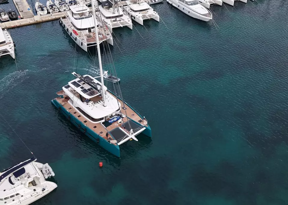 The Beneteau Group chooses the NSS base for the shooting of its new models